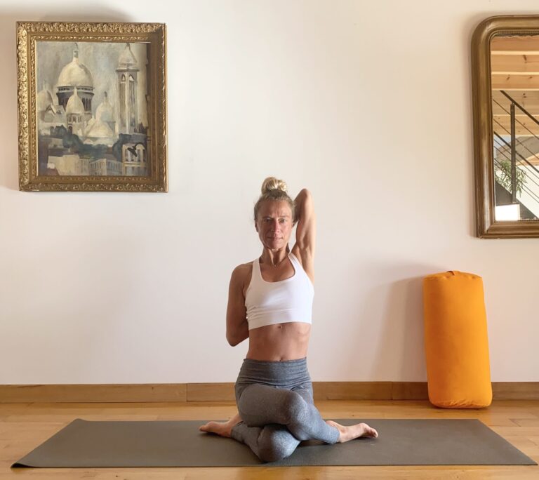 Gomukhasana, la posture de la tête de vache